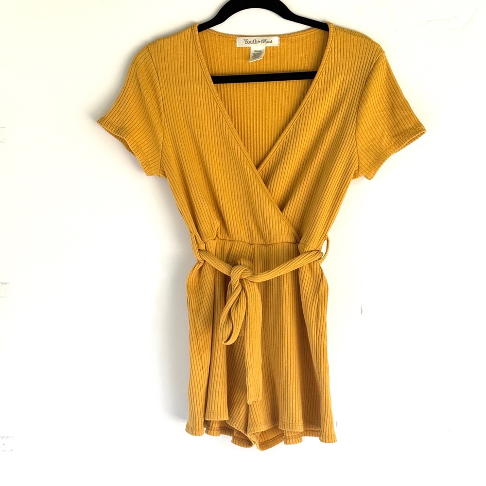 Youth in Revolt Mustard Yellow Ribbed Romper – Size M